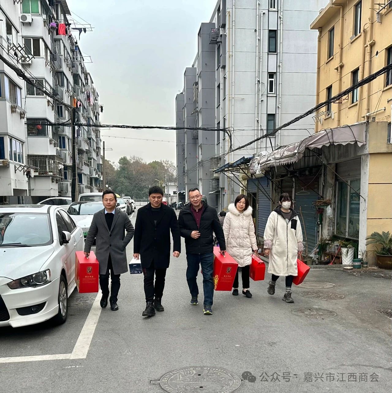 嘉兴市江西商会开展迎新春走访慰问活动